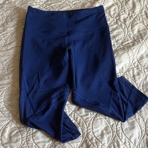 Victoria's Secret Navy Knockout Crop Leggings